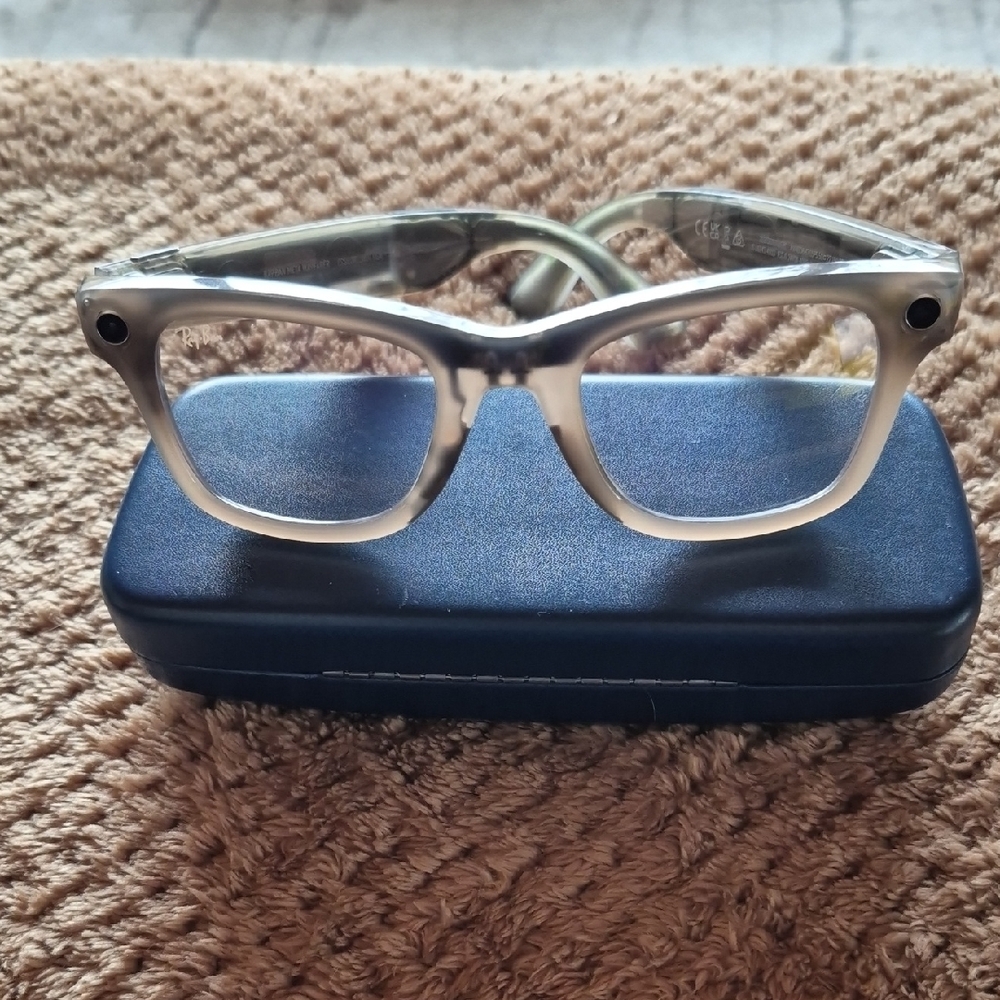 Meta Ray-Ban GEN 1 - Clear